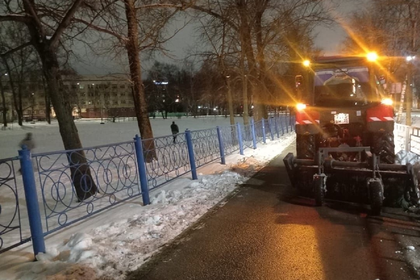 Власти Вологды скорректировали работу дворников