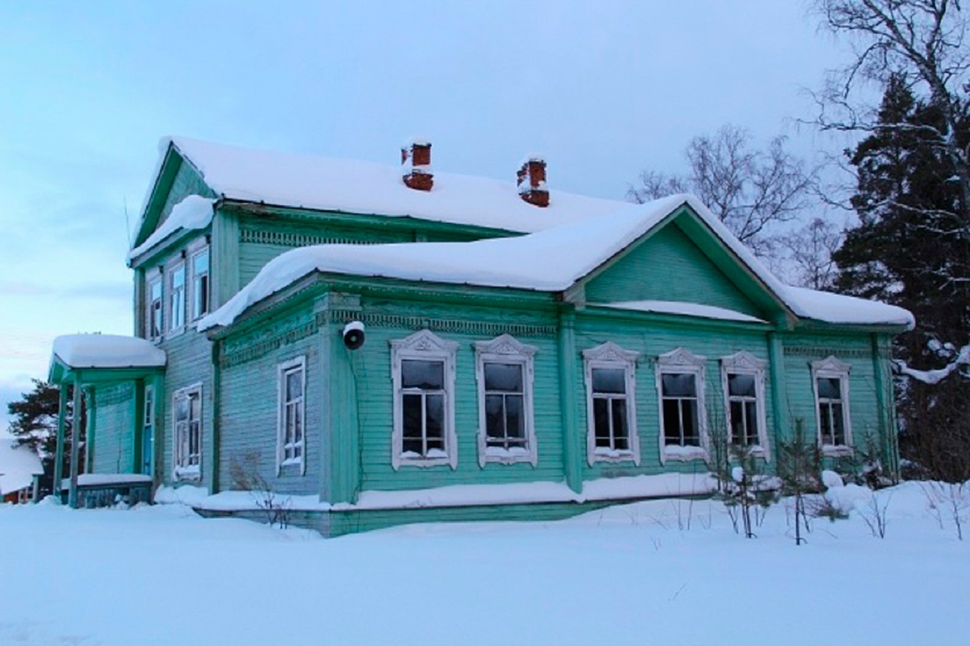 Дворянскую усадьбу продают за 1 рубль в Кирилловском округе