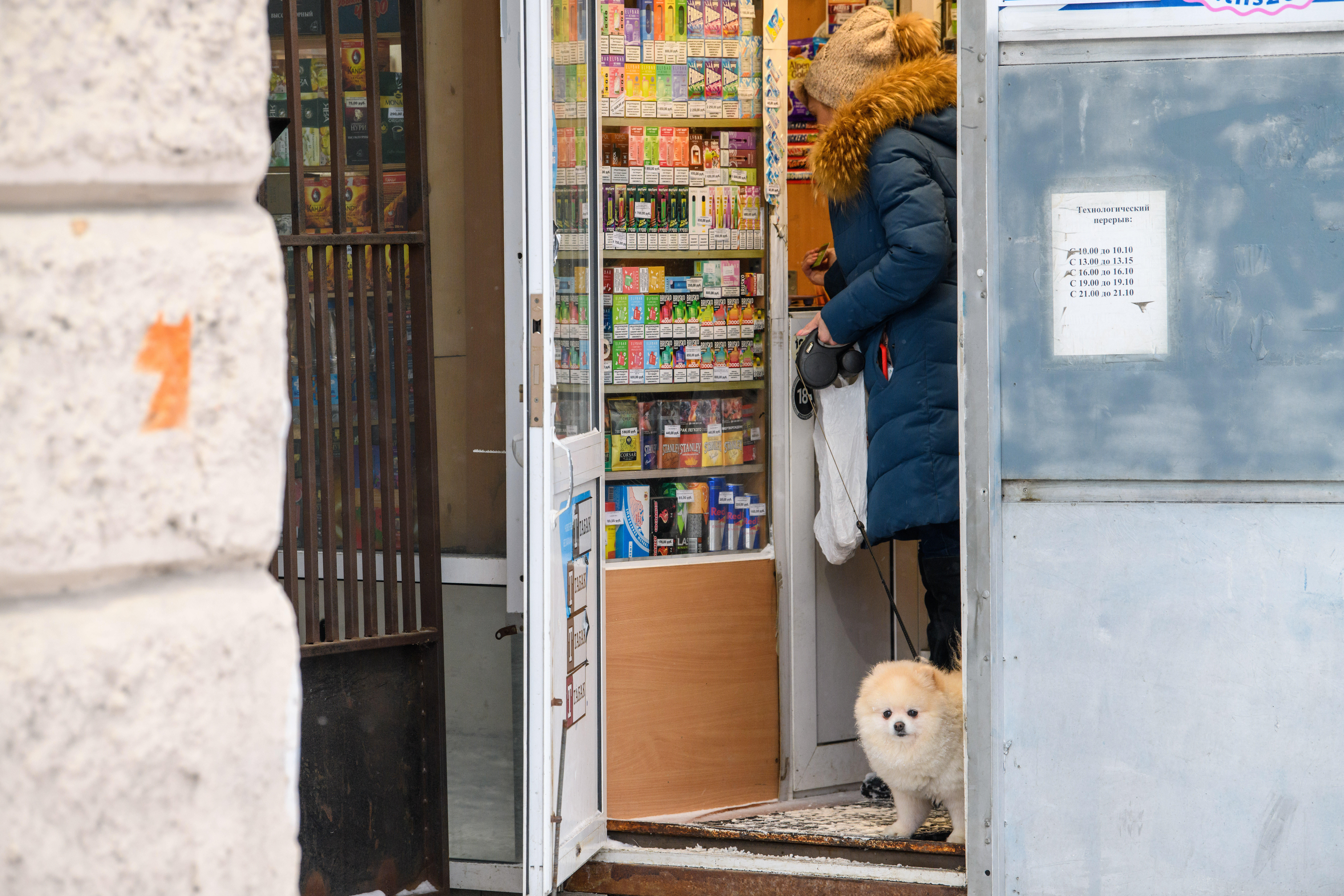 Конец эпохи дыма? Новый закон Госдумы: вейпы и сигареты под запретом на каждой остановке в России