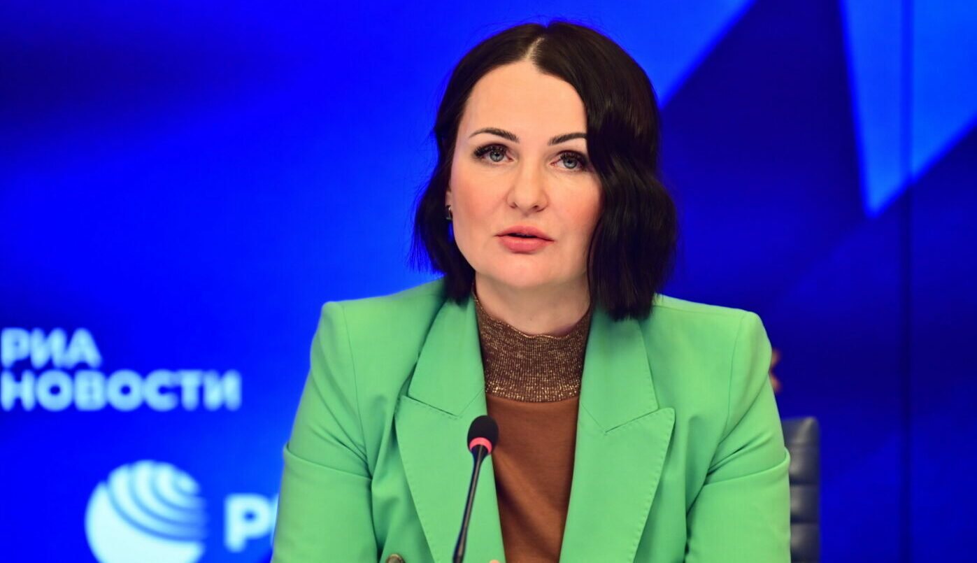 В России могут запретить беременным продавать алкоголь