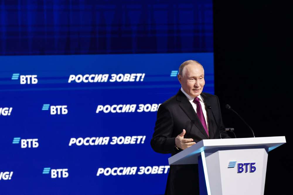 Экономика на грани: почему Путин бьёт тревогу по промышленности и что это значит для россиян