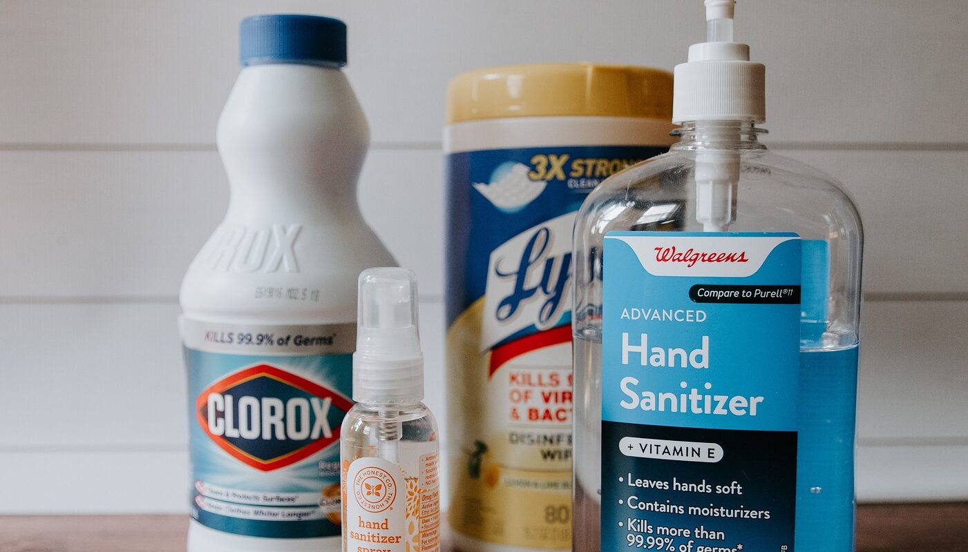 Использую на кухне вместо хлорки: этот аптечный препарат заменит токсичные антисептики