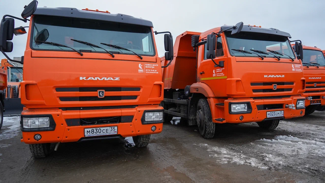 В Вологду поступила новая техника для уборки улиц