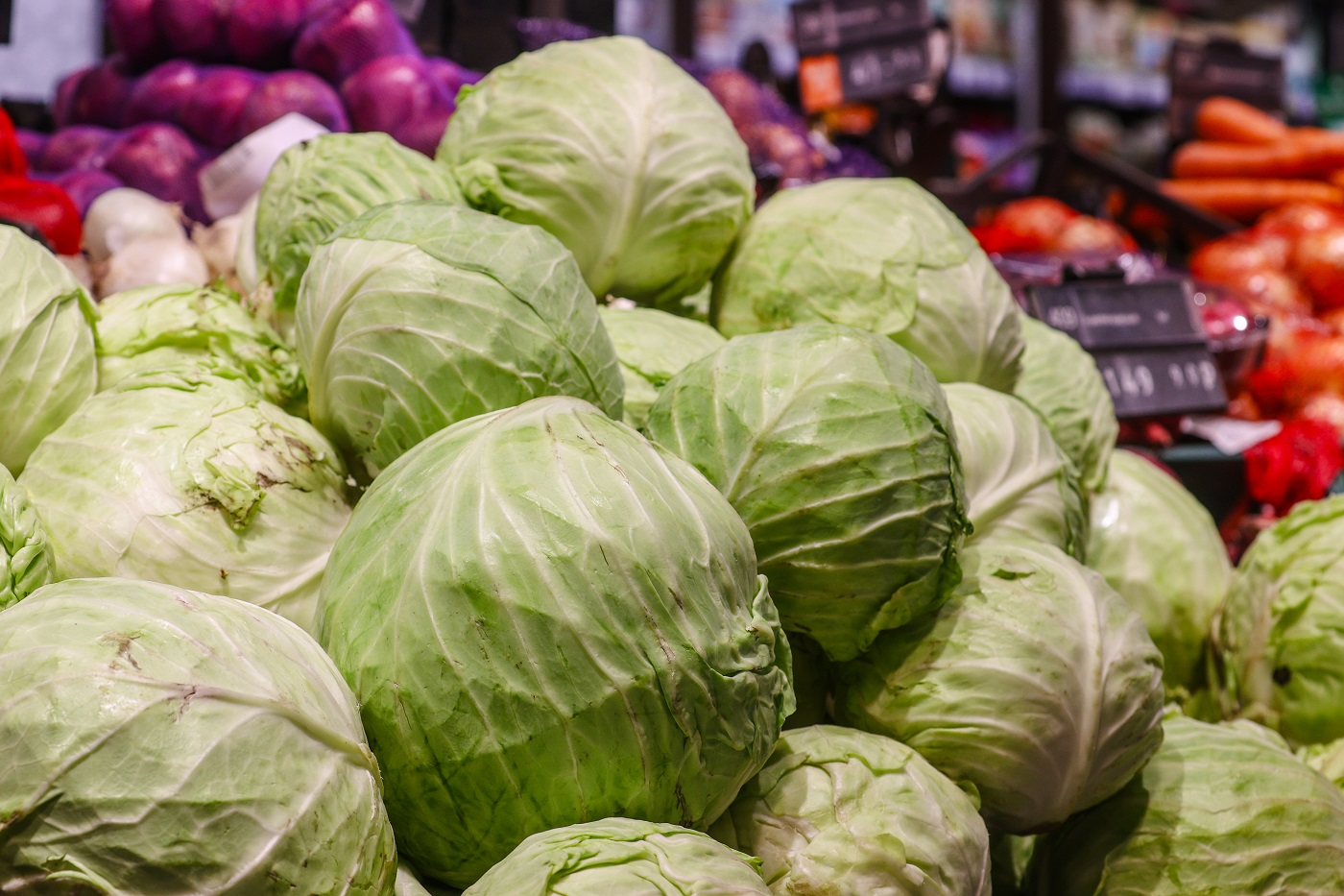 Большая партия лука и капусты ввезены в Вологодскую область с нарушением закона