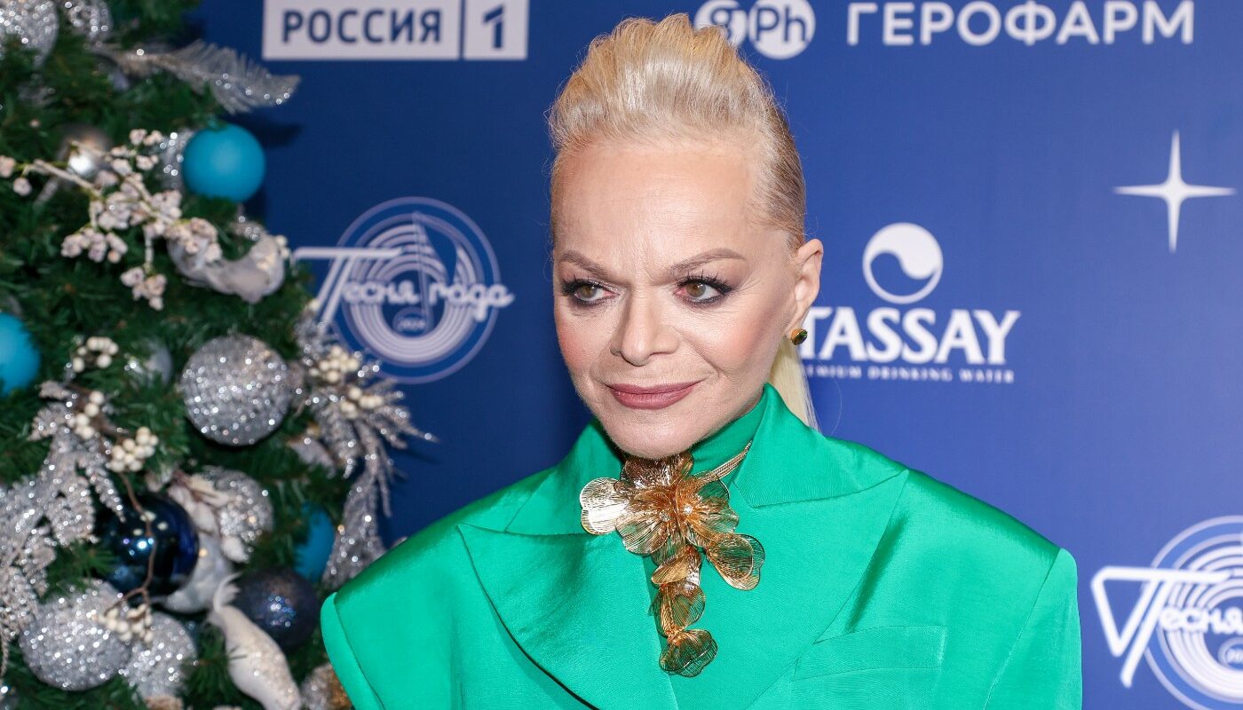 Лариса Долина решила вернуть деньги за свою квартиру