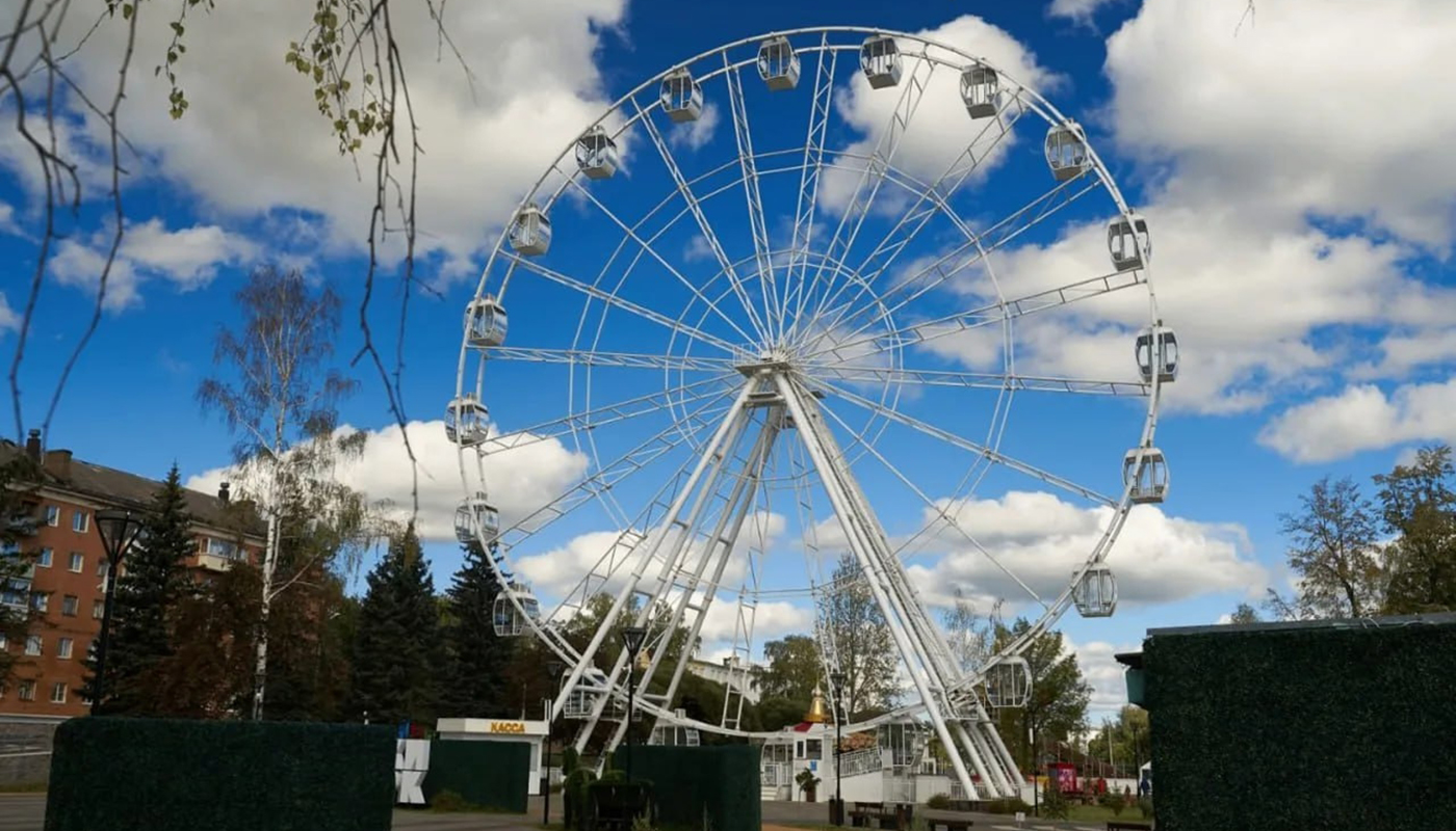 Стало известно, когда в вологодском парке Ветеранов установят колесо обозрения