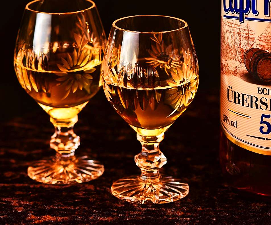 С новыми ценами на спиртное кто-то и пить бросит