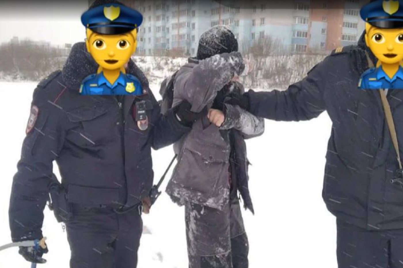 Вологодский рыбак потерпел полное фиаско на тонком льду