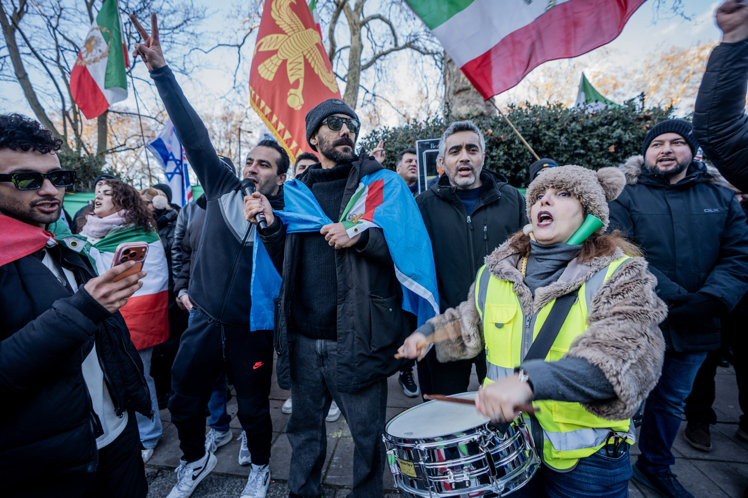 Аятолла Хаменеи сбежал в Москву