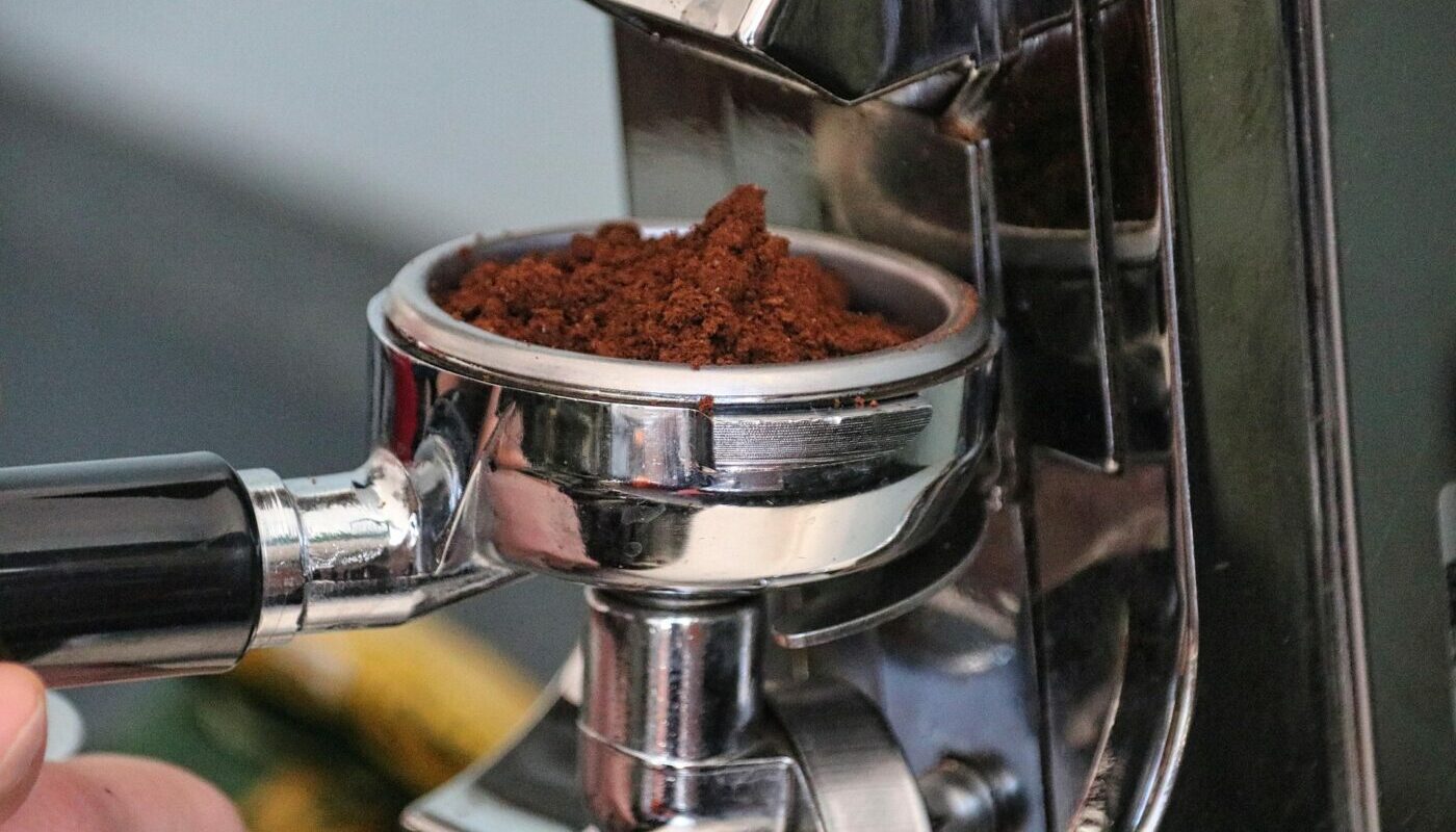 Эти отходы с кухни станут настоящим «золотом» для огорода: дачники весь год их собирают