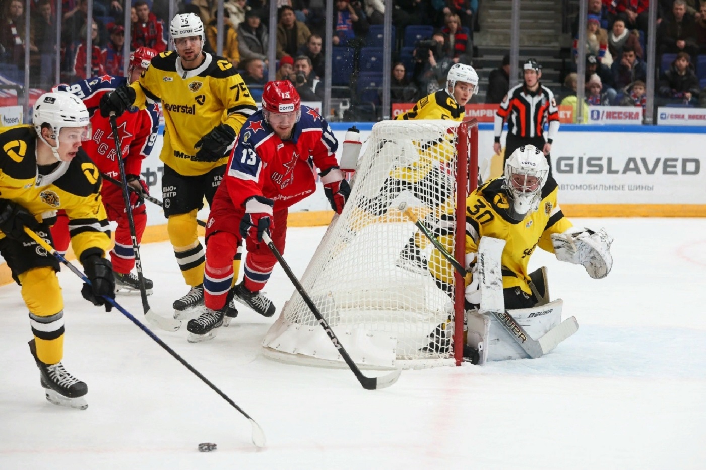 «Северсталь» на выезде проиграла московскому ЦСКА