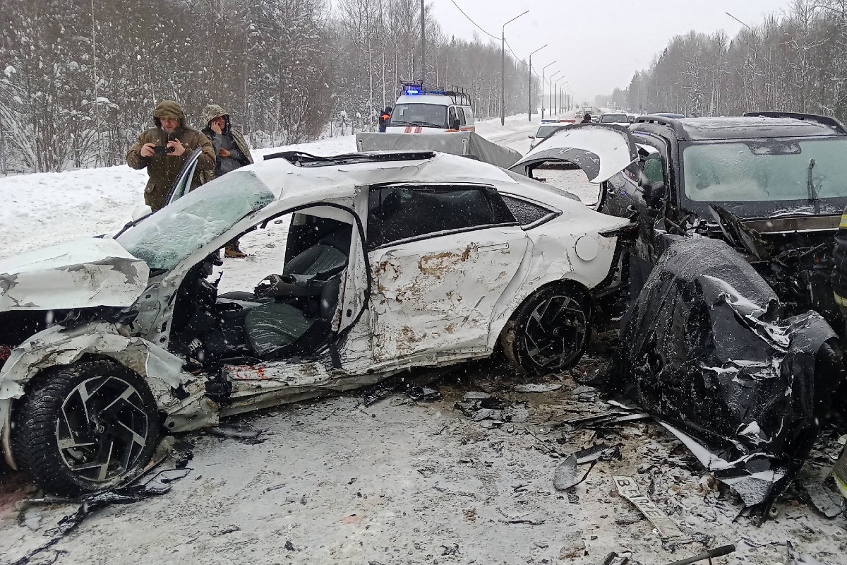 Под Вологдой произошло жуткое лобовое ДТП