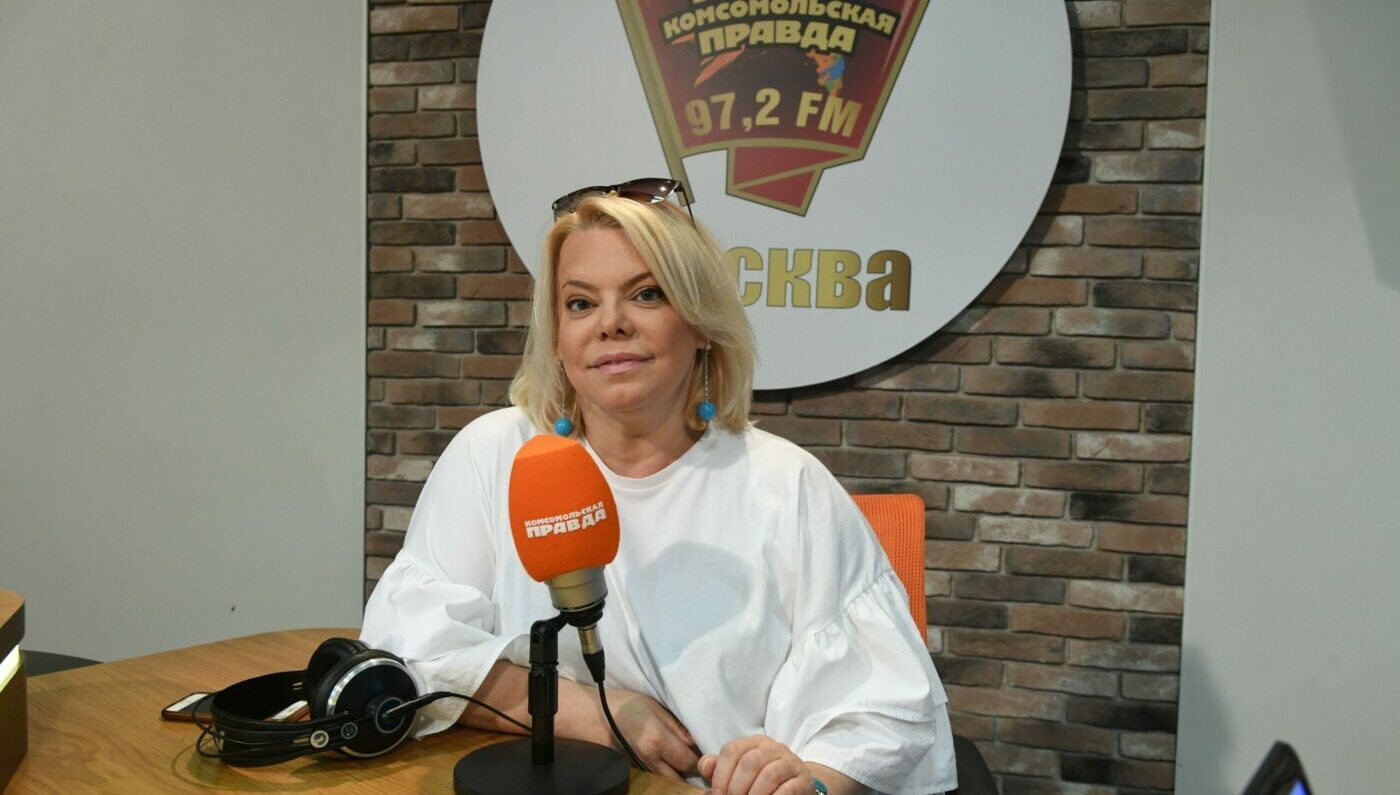 «О наших детях в России кто вспомнит?» Яна Поплавская обратилась к российским СМИ по поводу обсуждения “дела Эпштейна”