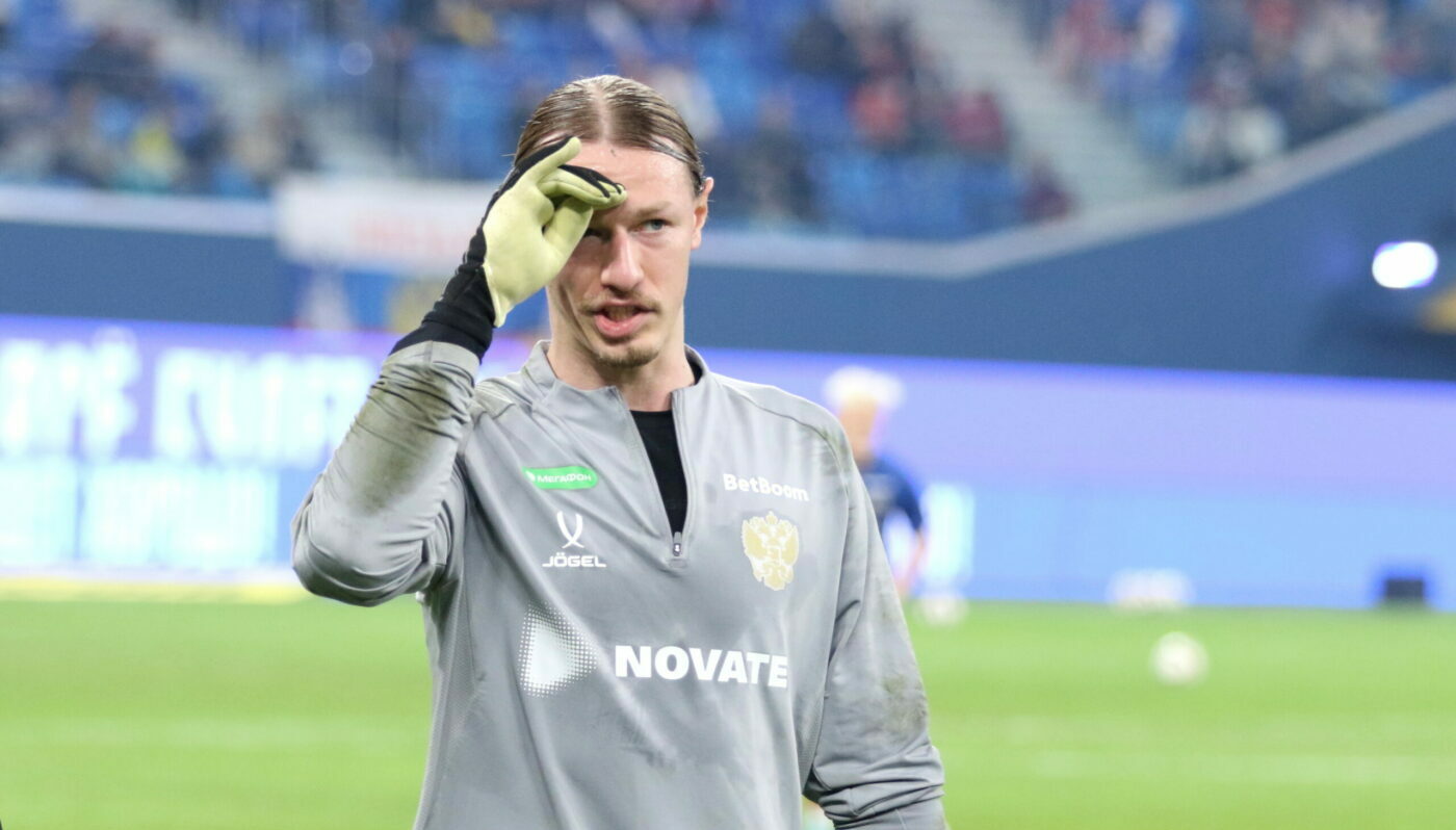 Во Франции сравнили зарплату Матвея Сафонова и Забарного в «Пари Сен-Жермен»