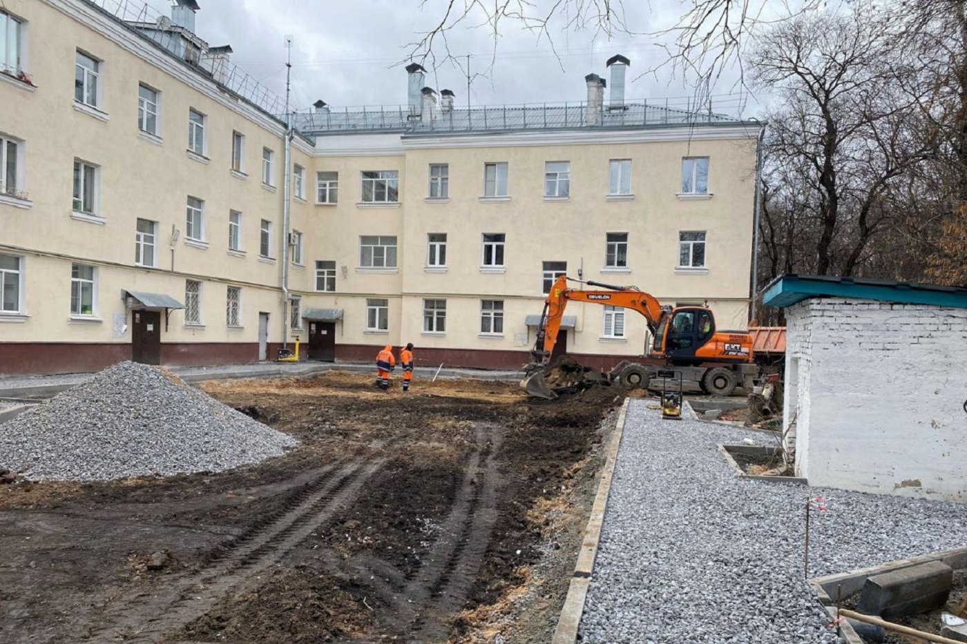 Вологжан проконсультируют при подготовке заявок на ремонт дворов