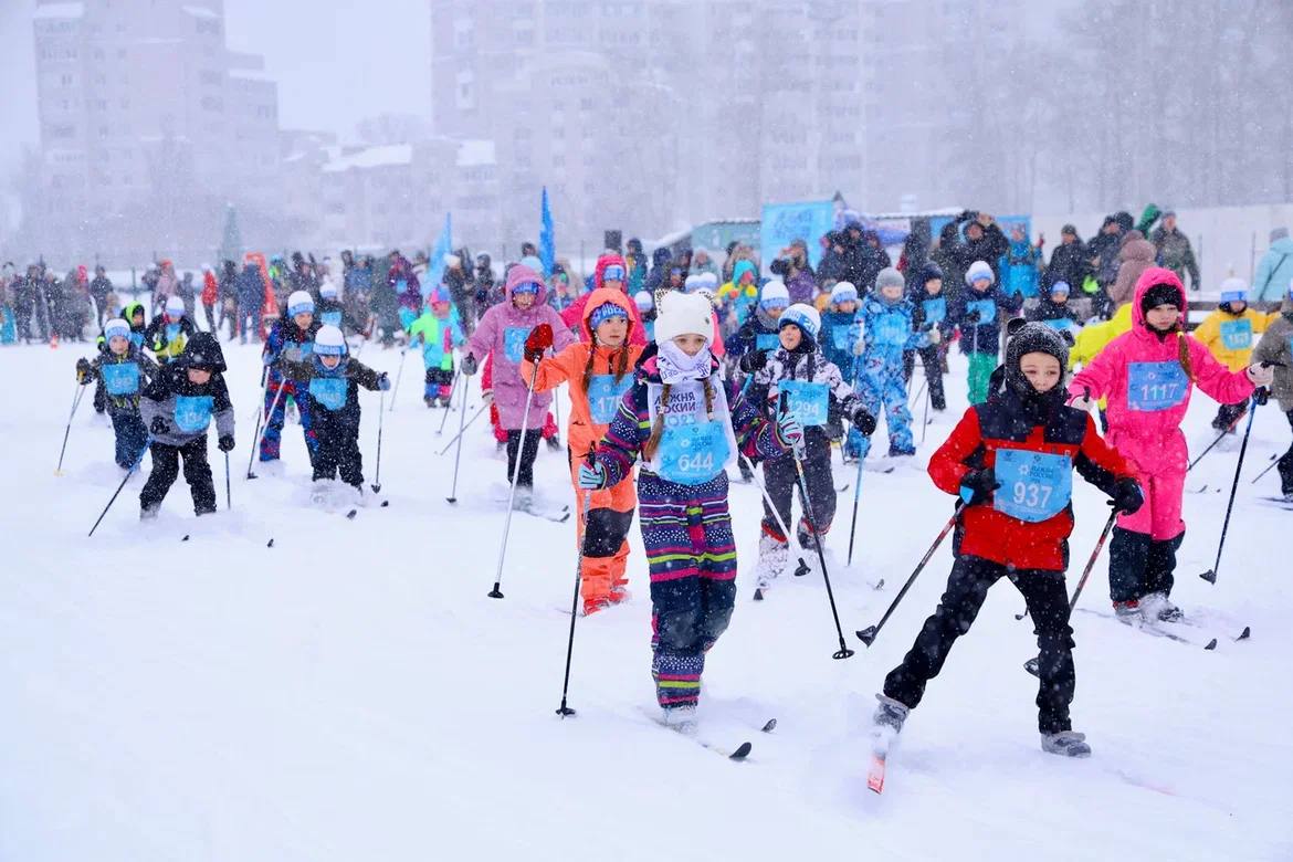 10 тысяч вологжан вышли на старт «Лыжни России – 2026»
