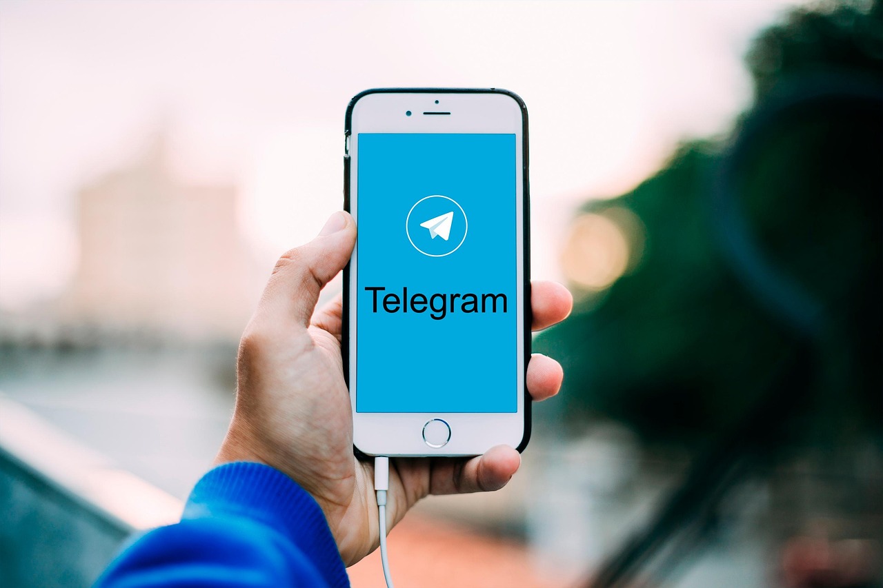 Кому на руку блокировка Telegram в РФ