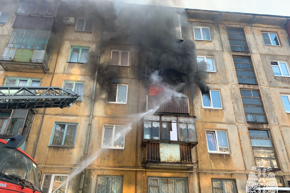 В Череповце произошел страшный пожар в пятиэтажке