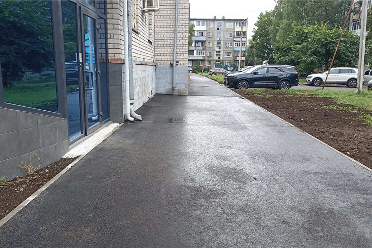 На Вологодчине за год отремонтируют 83 двора