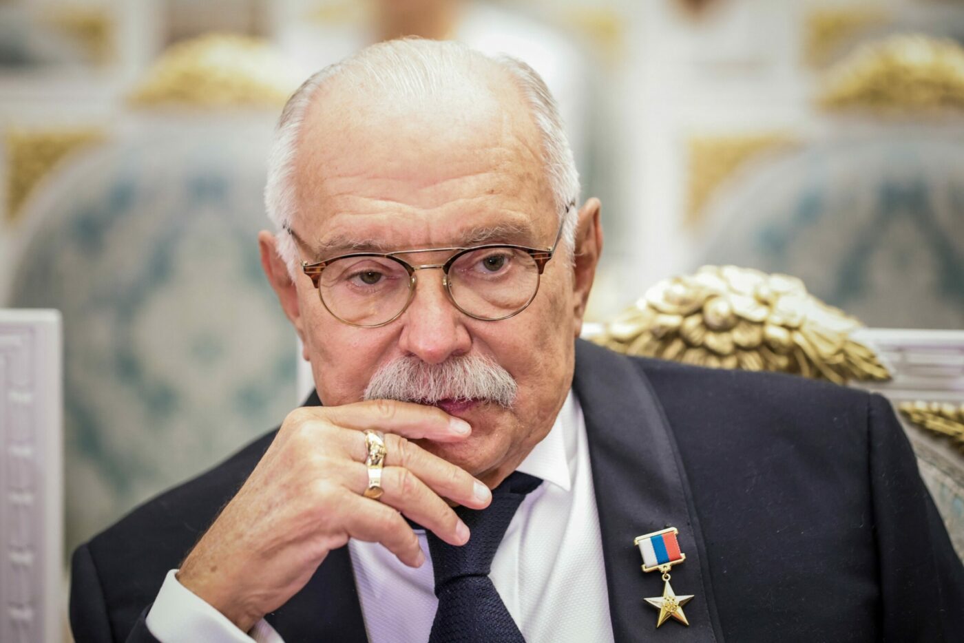 Никита Михалков выдвинул Михаилу Ефремову ряд условий для возвращения на сцену