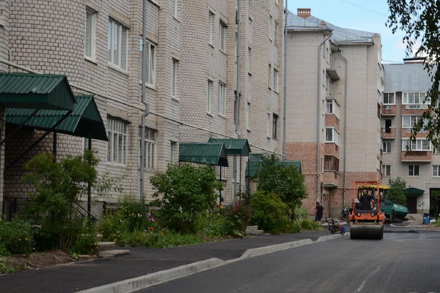 В Вологде огласили список дворов для благоустройства в этом году