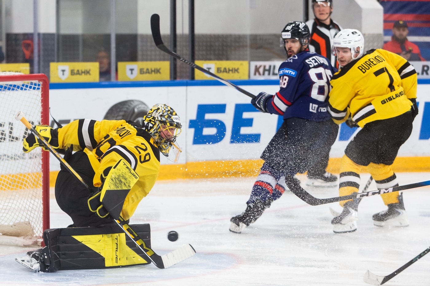 «Северсталь» переиграла аутсайдера Западной конференции