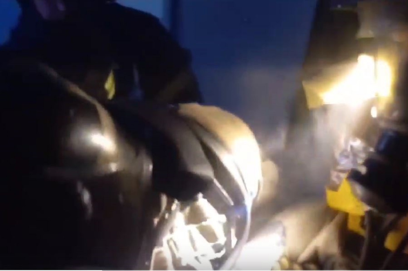 Череповецкие огнеборцы спасли женщину во время пожара