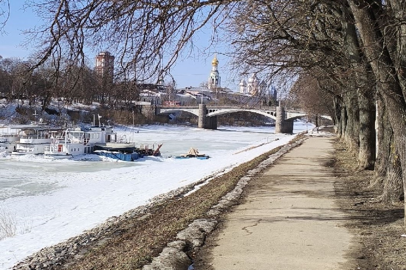 На Вологодчине седьмой день подряд обновляются температурные рекорды