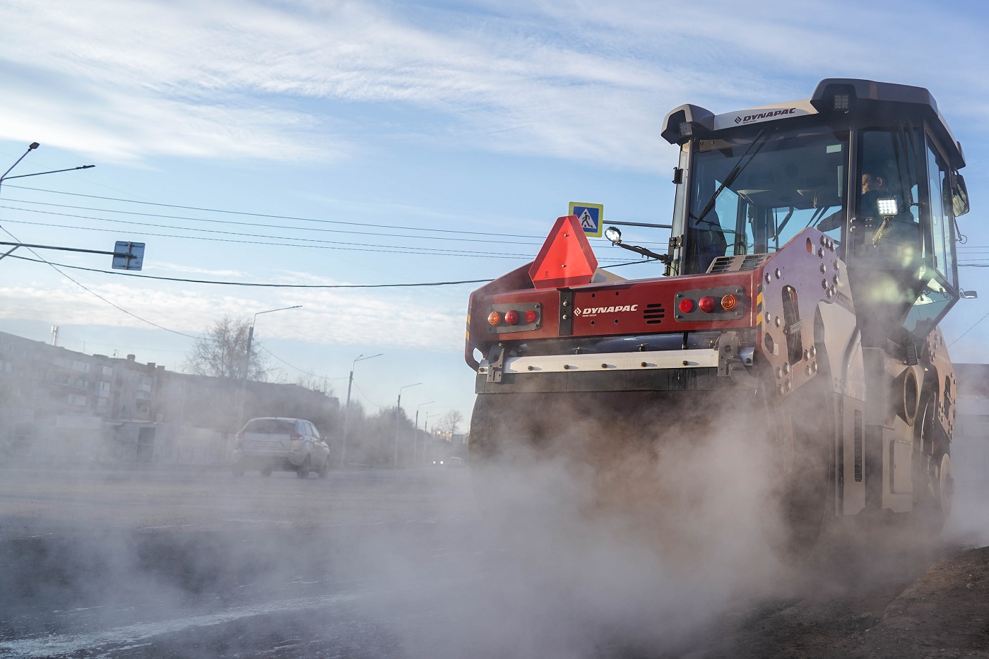 На дорогах Вологды начали заделывать ямы