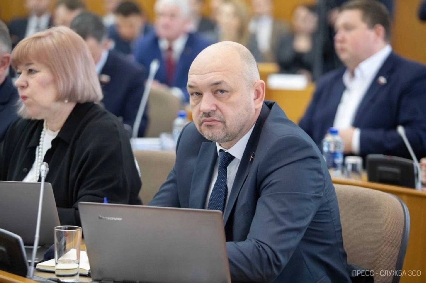 Еще один депутат регионального парламента сложил полномочия