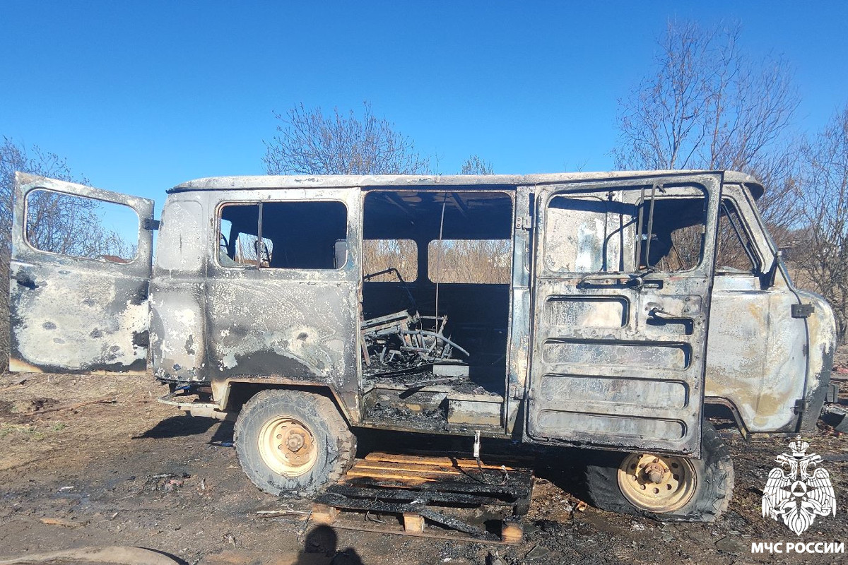 Устюжанин варил кузов «Буханки» и нечаянно сжёг её дотла