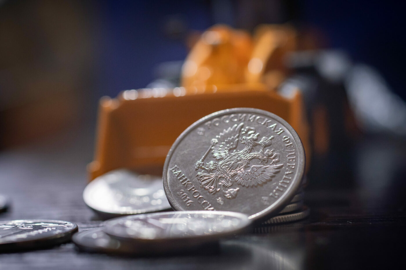 Переводы от 2,4 млн руб от физлиц будут проверяться ФНС. Как не стать жертвой произвола налогового инспектора