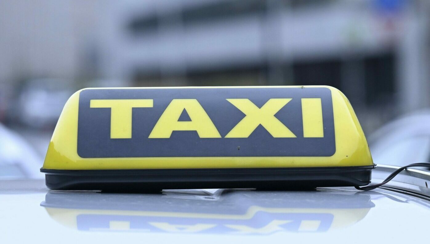 Wildberries бросает вызов монополии Яндекс Такси. Первый шаг к запуску WB Taxi сделан