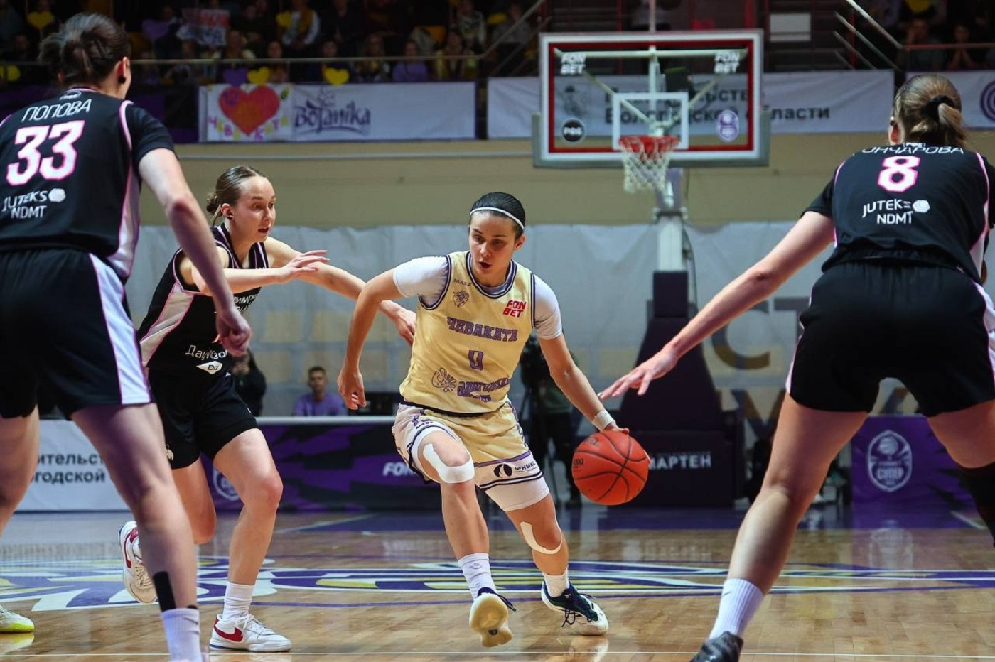 «Чеваката» выбыла из борьбы за золото Суперлиги