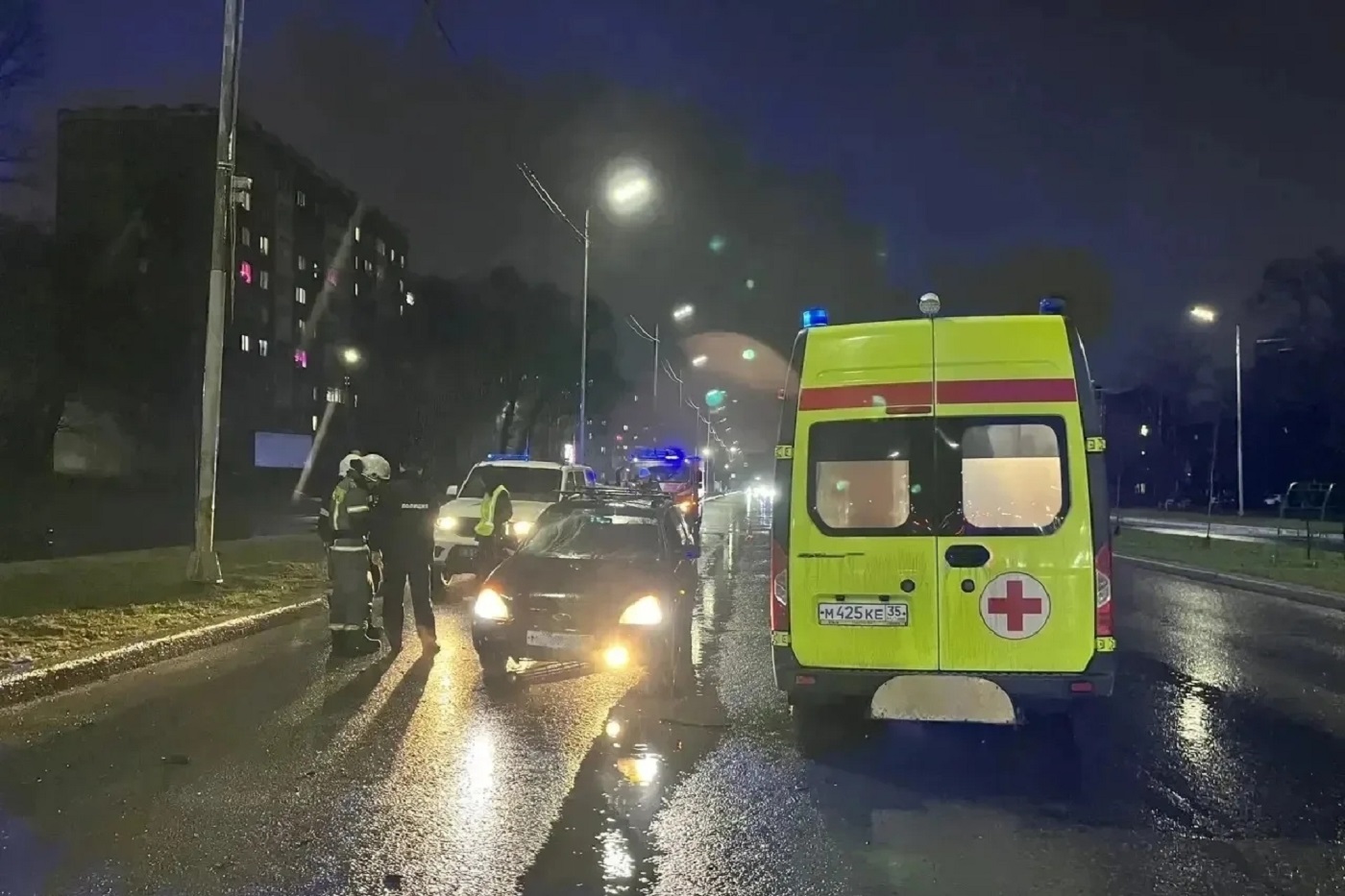 В Череповце отечественная легковушка насмерть сбила пешехода