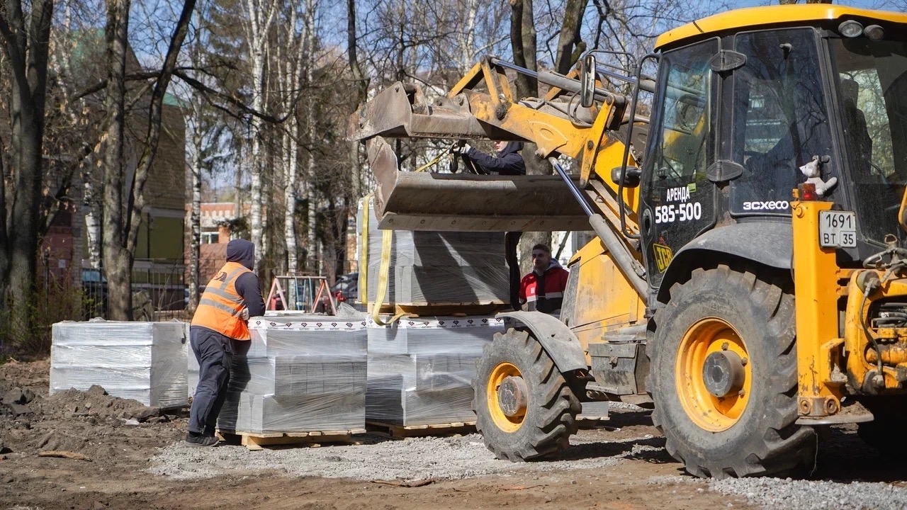 В Вологде начали ремонт дворов