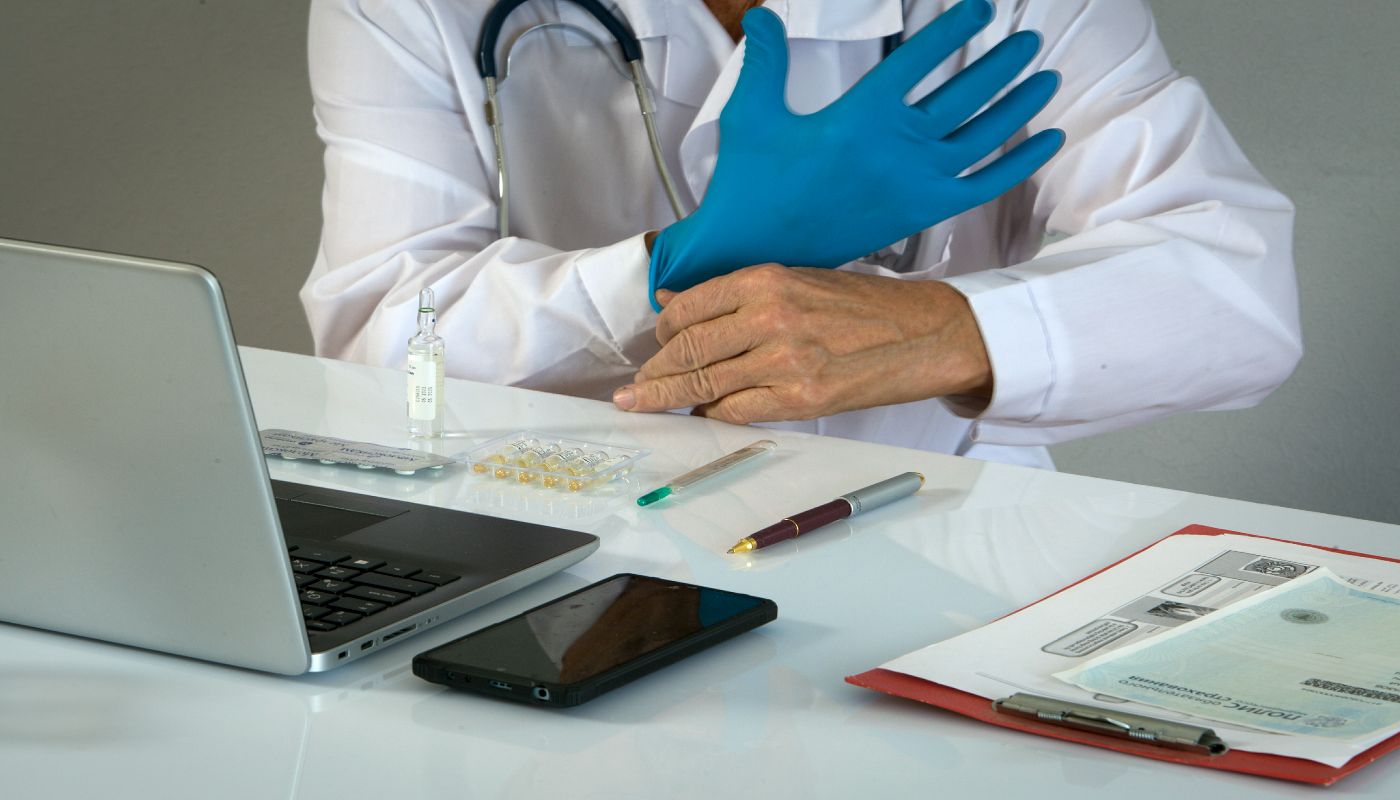 Как за 10 лет узнать, будет ли деменция: обычный анализ, о котором молчат врачи