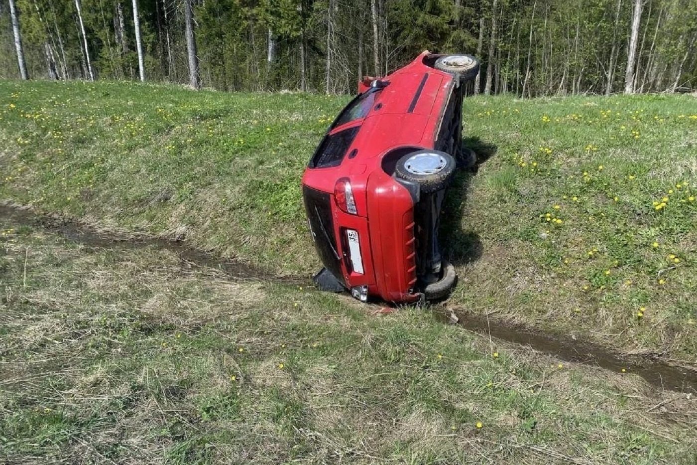 Два человека получили травмы в ДТП под Шексной