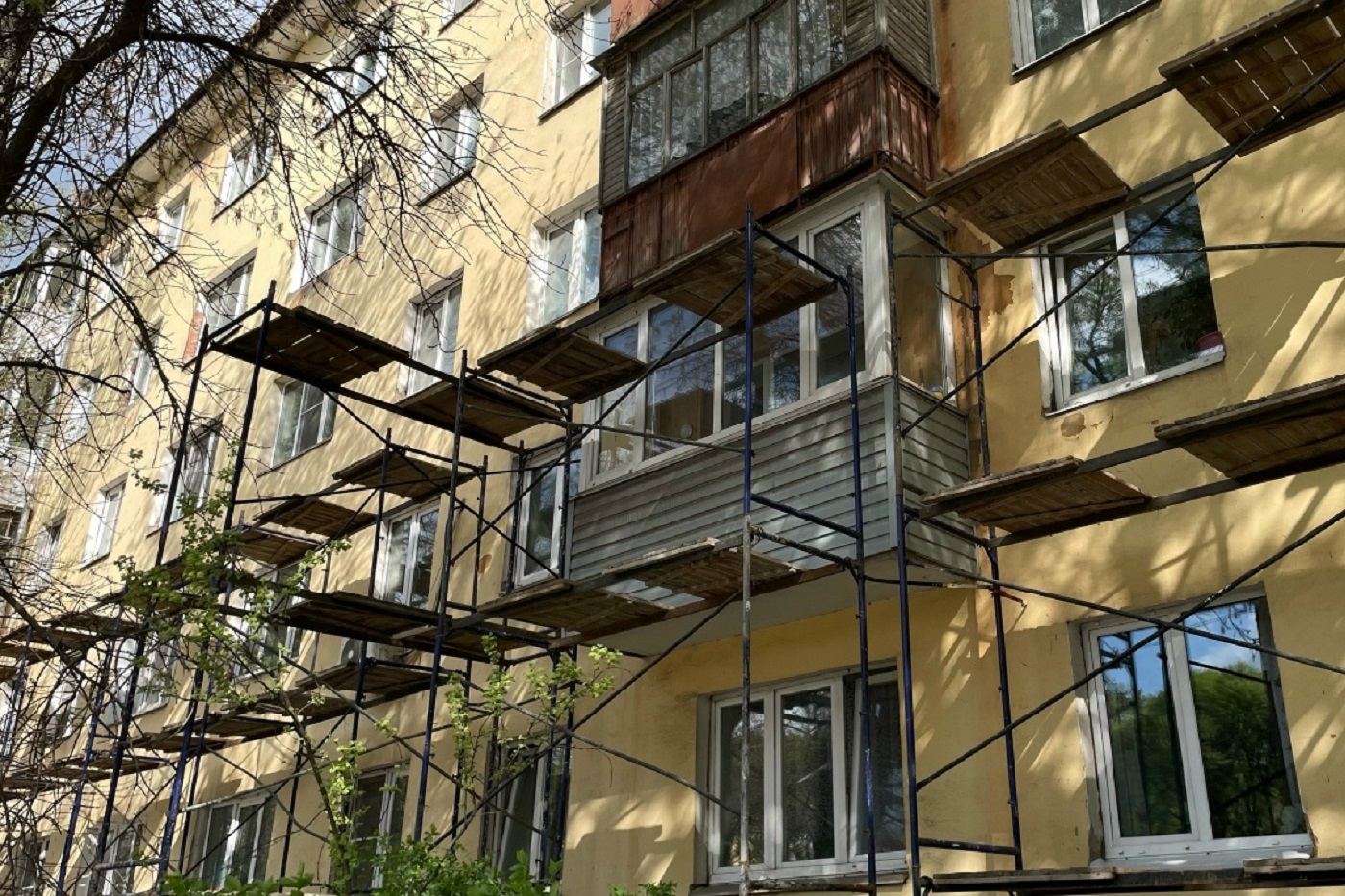В Вологде начали ремонтировать фасады домов по улице Чернышевского