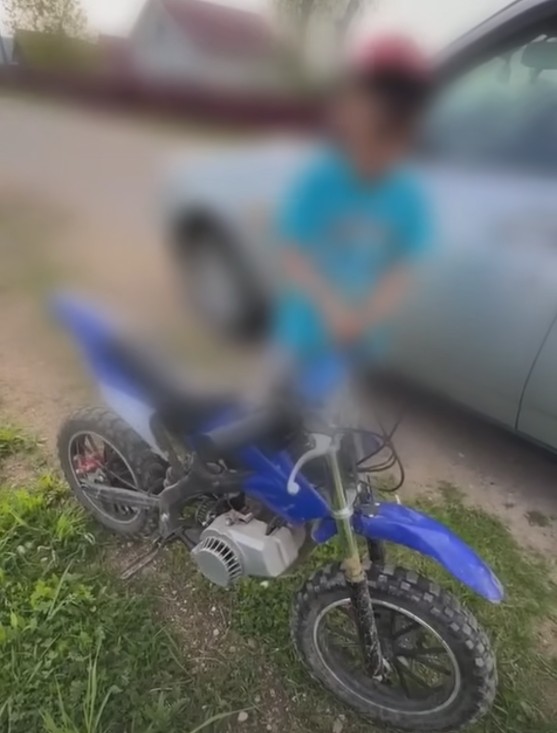 В Чебсаре обнаружился 5-летний водитель питбайка