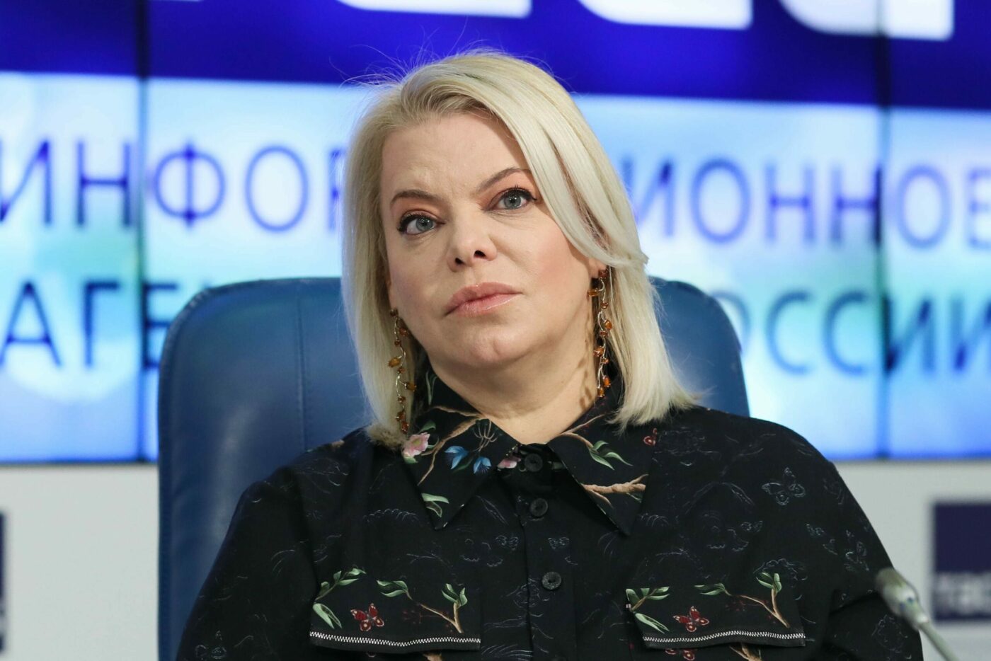 «Да что уж, предложил бы расстреливать сразу»: Яна Поплавская иронично ответила застройщику на призыв сажать дольщиков за правду
