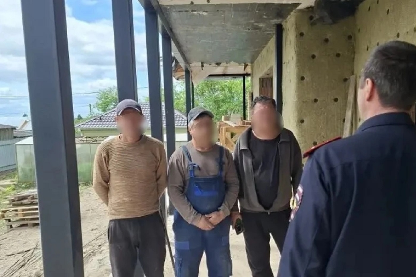 Масштабные проверки мигрантов прошли в Вологодской области