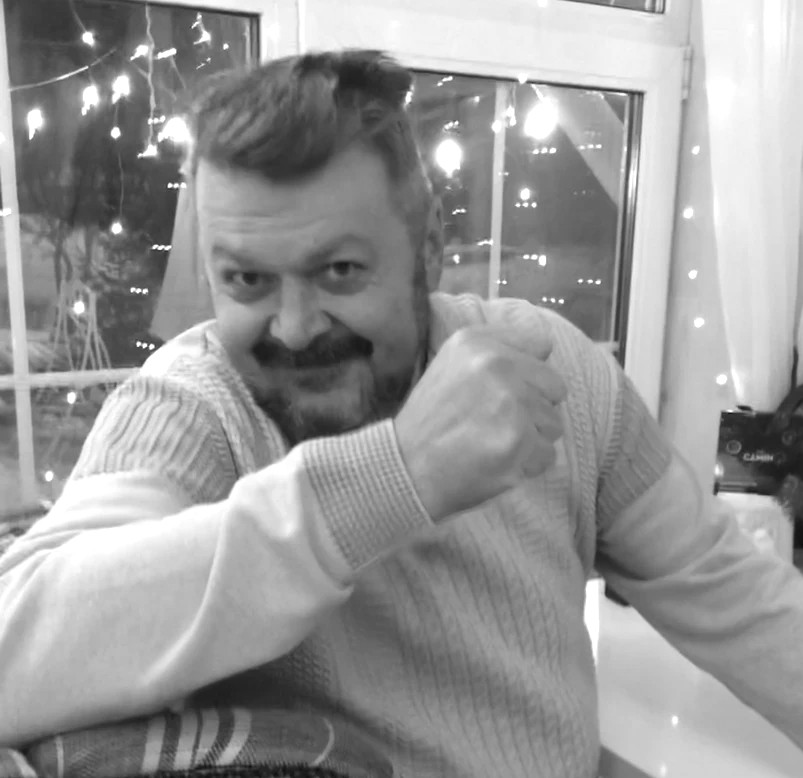 Назначено время прощания с поэтом и журналистом Александром Коротаевым
