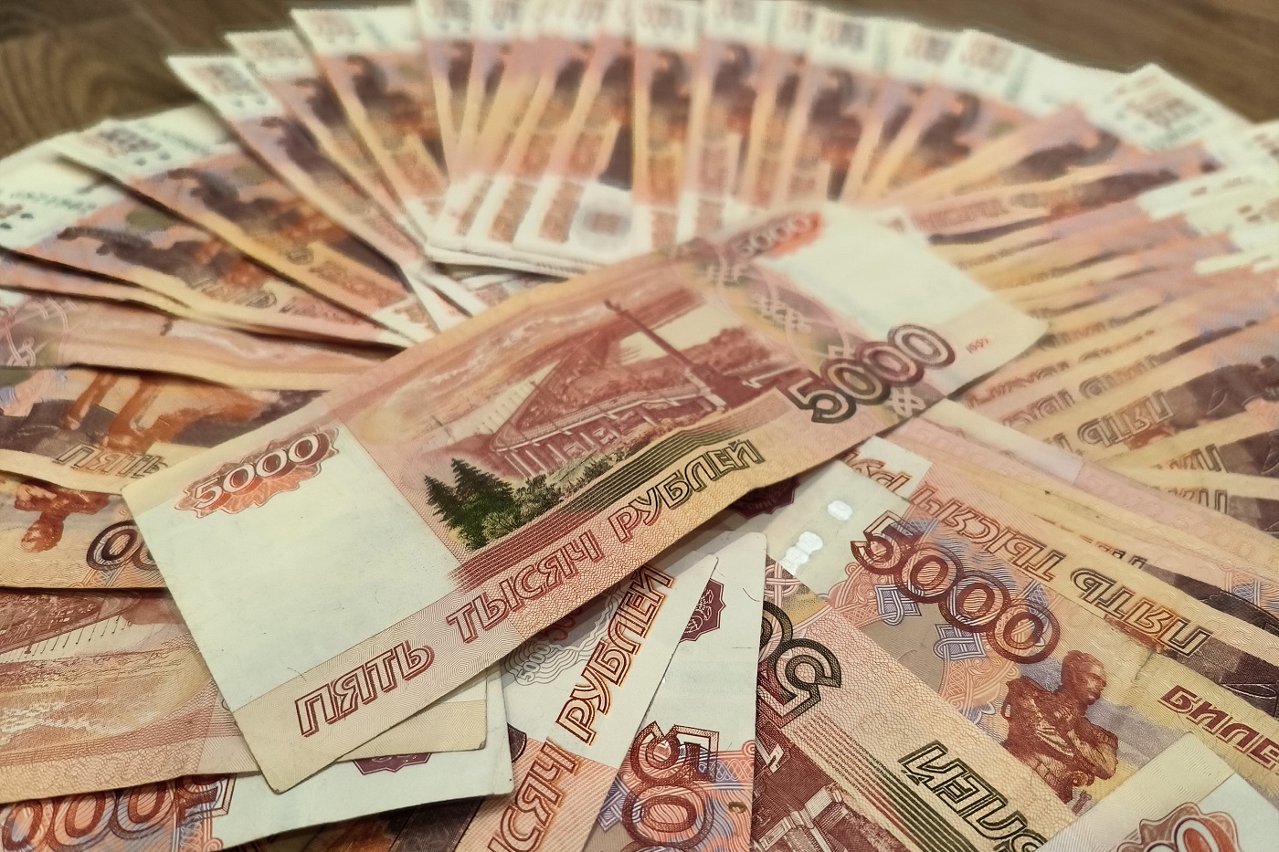 Топливо и укрепившийся курс рубля повлияли на инфляцию в Вологодской области