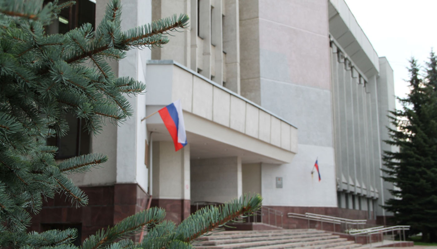 Гордума Вологды продаёт два дома за 26 тысяч и 23 тысячи рублей