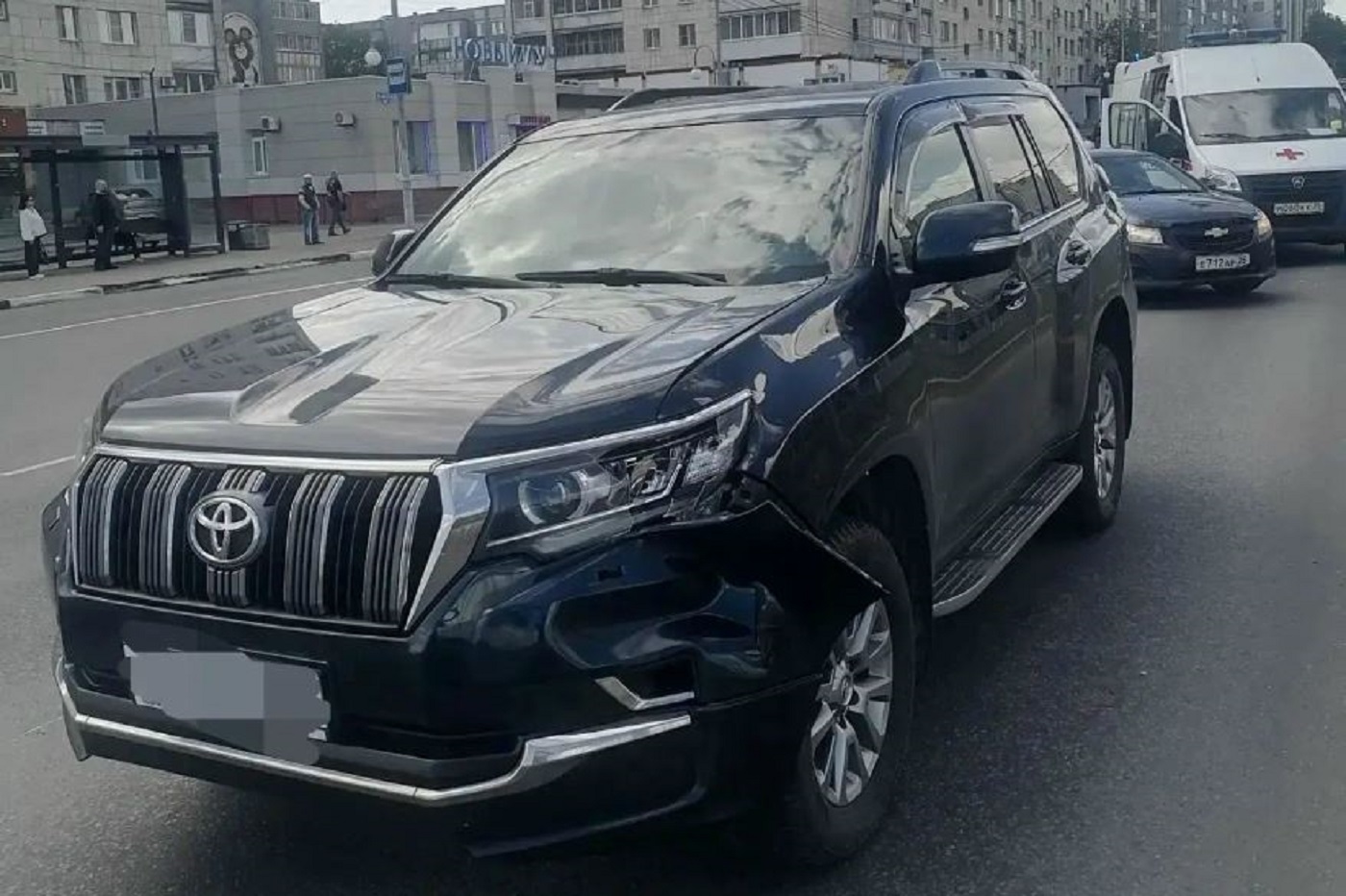 Пожилой череповчанин погиб под колесами внедорожника