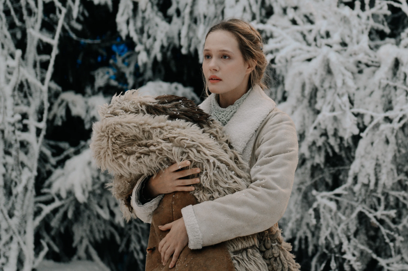 Снимали специально для Netflix? Что не так с новым фильмом «Морозко»