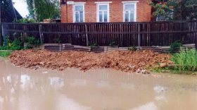 В Вологде из-за строительства многоэтажки затопило участок возле жилого дома